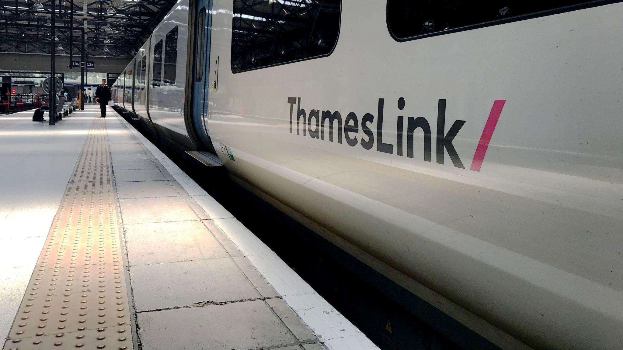 A Thameslink train at platform 11 