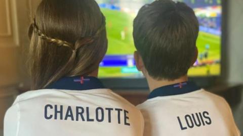 Charlotte and Louis watching the Euro 2024 final