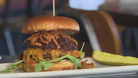Burgers with Buck celebrates 400 bites