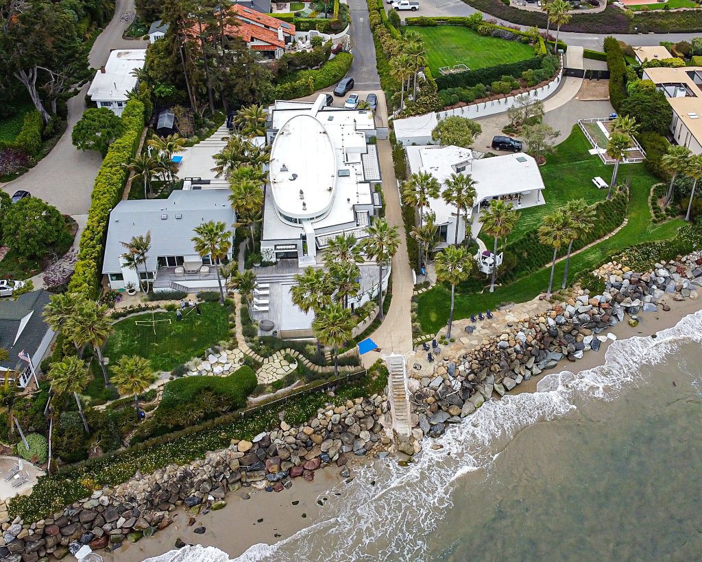 One of two Carpinteria properties of Kevin Costner's.