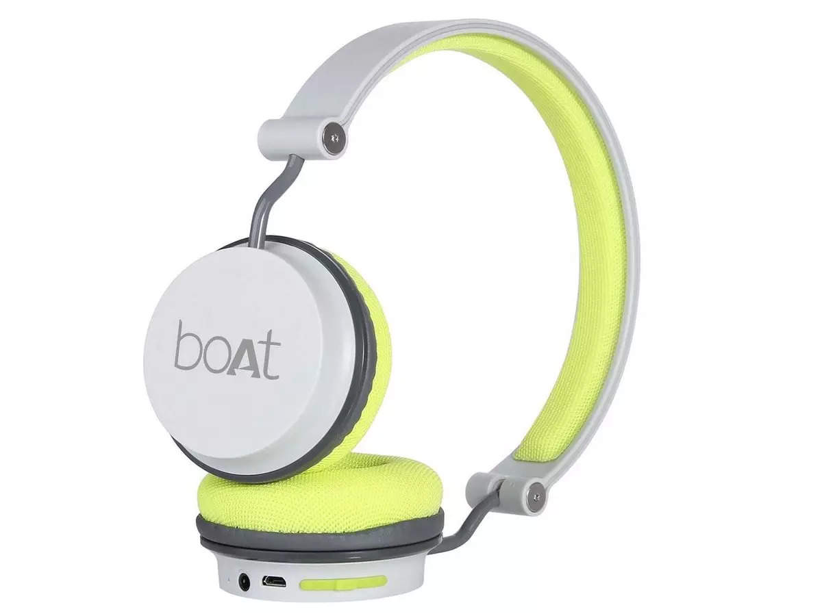 boAt Rockerz 400 Bluetooth Headphone