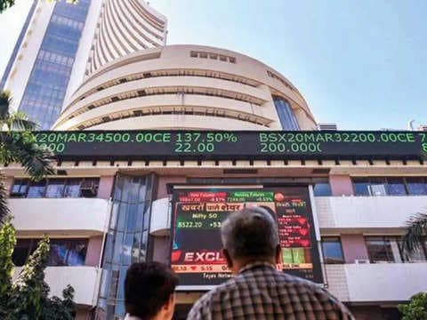 Bloodbath in Indian stocks as trends show below par show by BJP-led NDA; Sensex slumps over 4,000 points