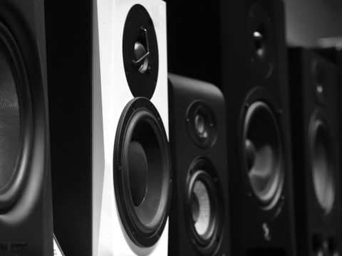 Best 2.1 channel speakers under ₹5,000 in India for 2023