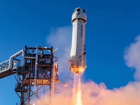 There are very solid engineering reasons why Jeff Bezos' rocket looks exactly like, you know, that