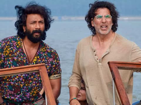 Akshay Kumar-starrer 'Ram Setu' earns Rs 15 crore on opening day