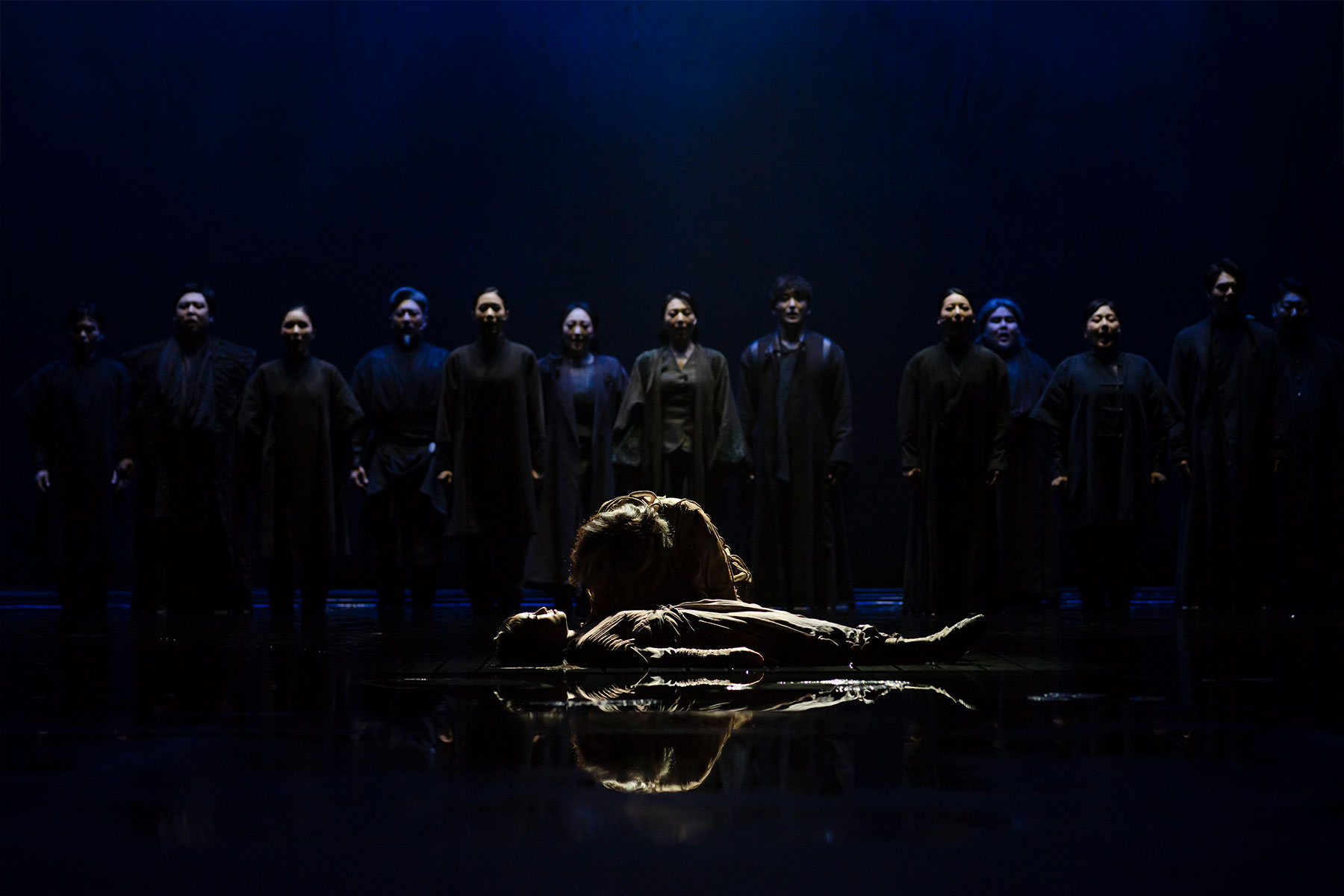 A scene from the National Changgeuk Company of Korea's production of Lear